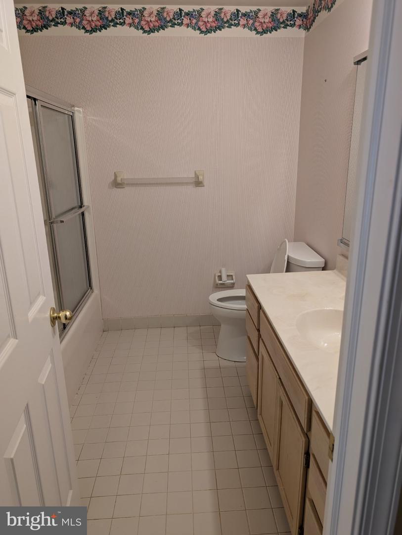 144 Carters Grv #o-44 Property Photo 35