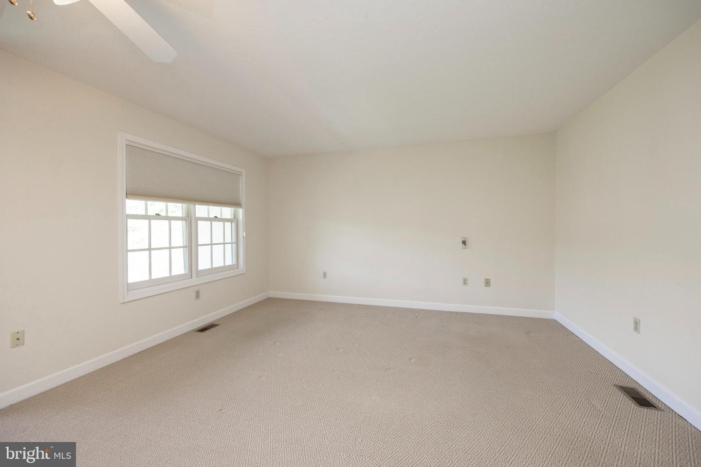 224 Cambridge Chase Property Photo 22