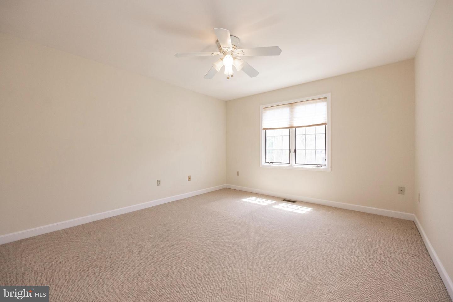 224 Cambridge Chase Property Photo 26