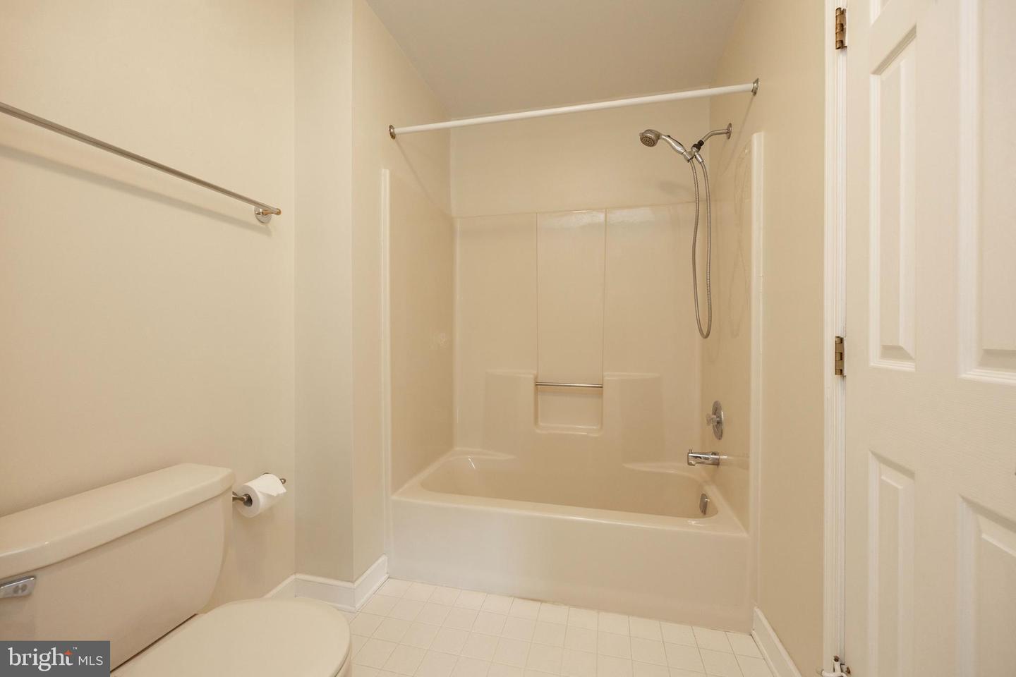 224 Cambridge Chase Property Photo 28