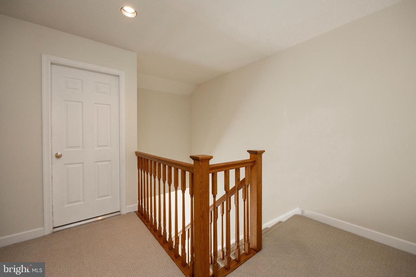 224 Cambridge Chase Property Photo 29