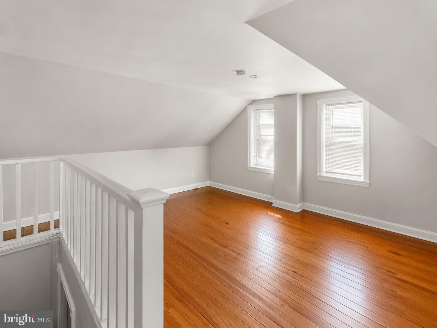 115 Woodland Ave Property Photo 15
