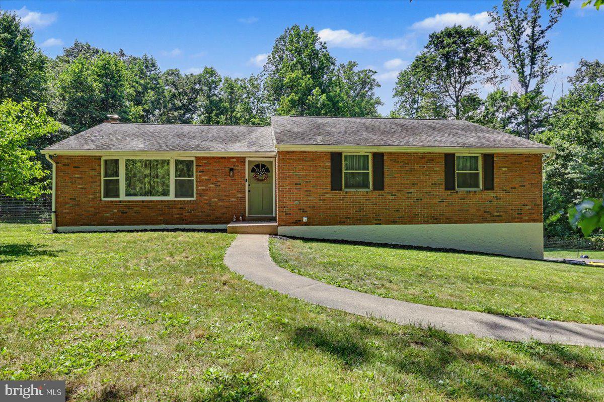 1199 Shenkel Rd Property Photo 2