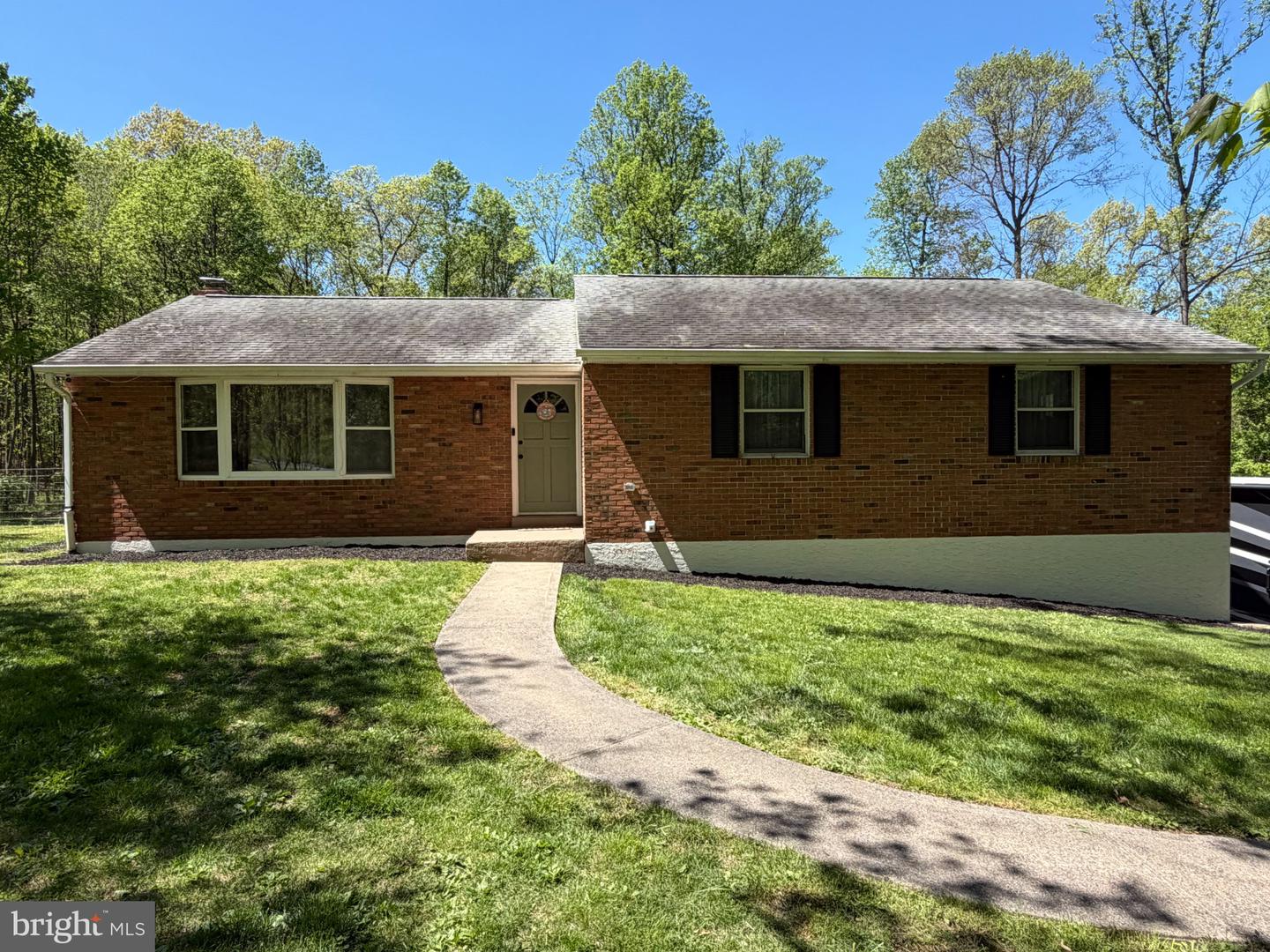 1199 Shenkel Rd Property Photo 3