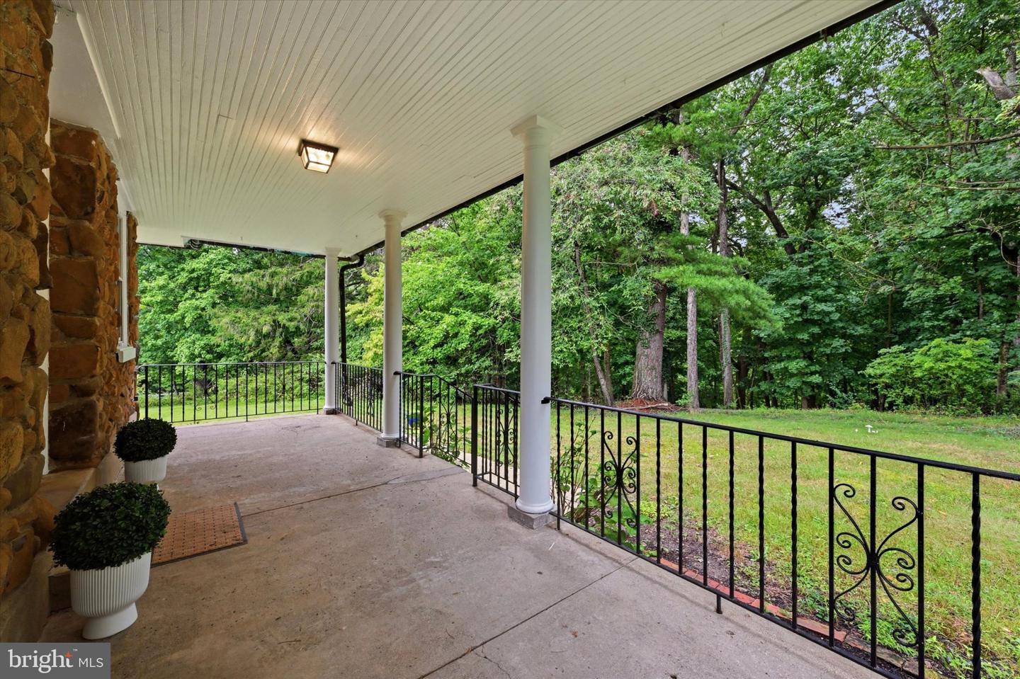 814 Bernstein Ln Property Photo 34