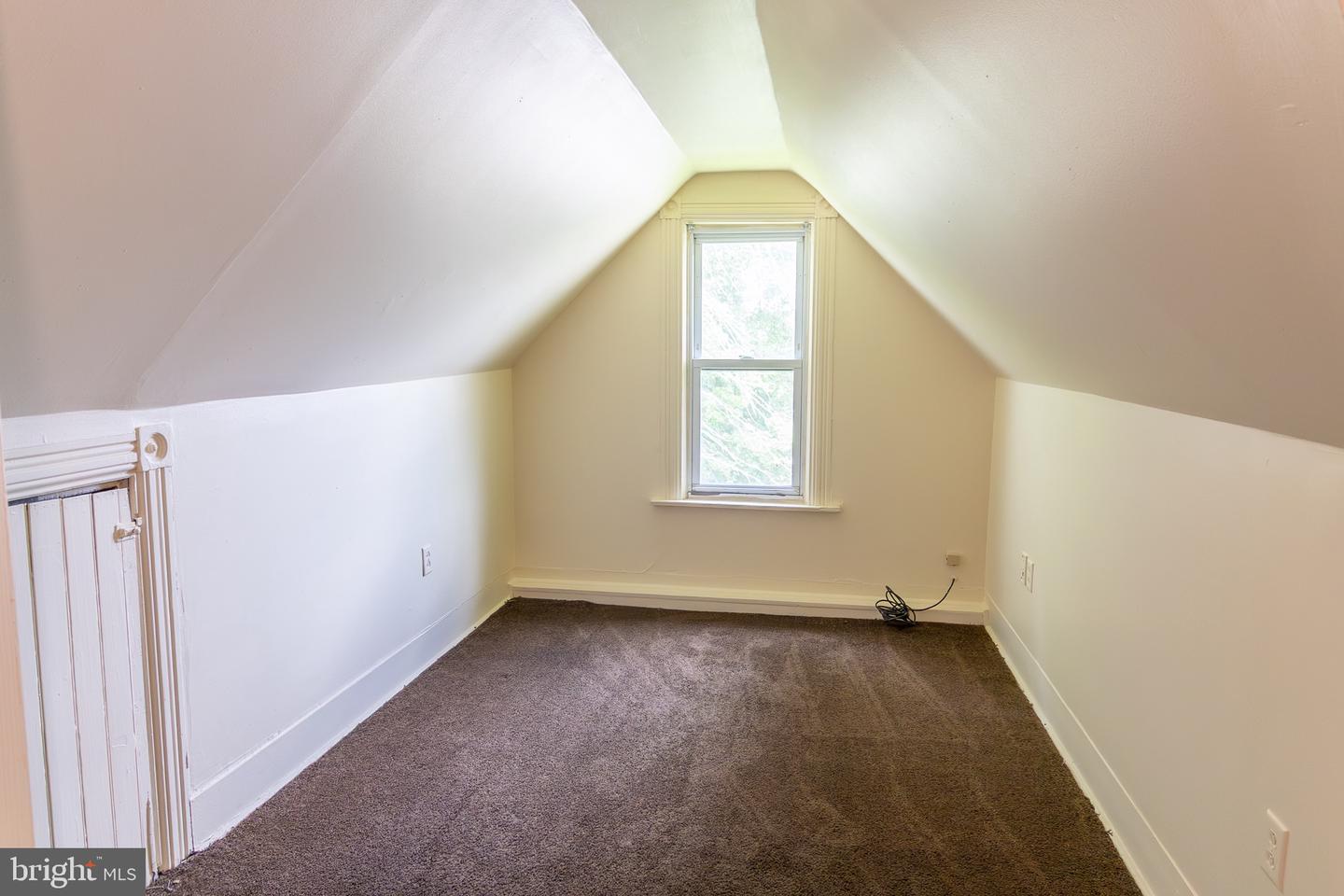 253 W Lancaster Ave Property Photo 11