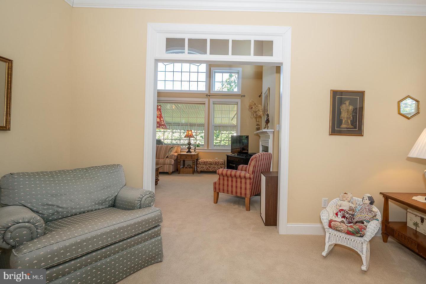 12 Shady Brook Ln Property Photo 11
