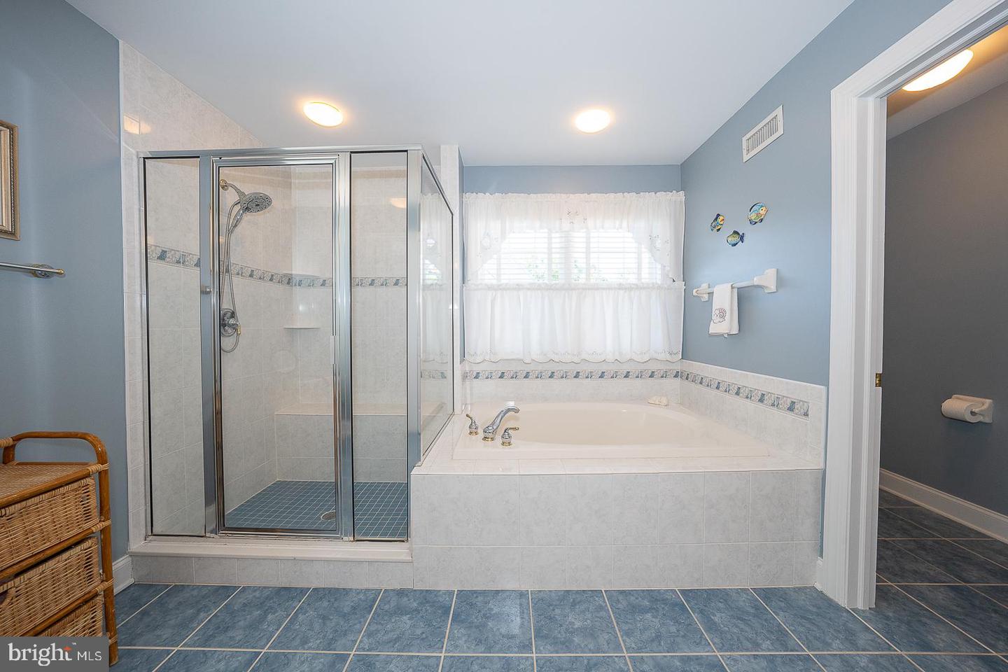 12 Shady Brook Ln Property Photo 40