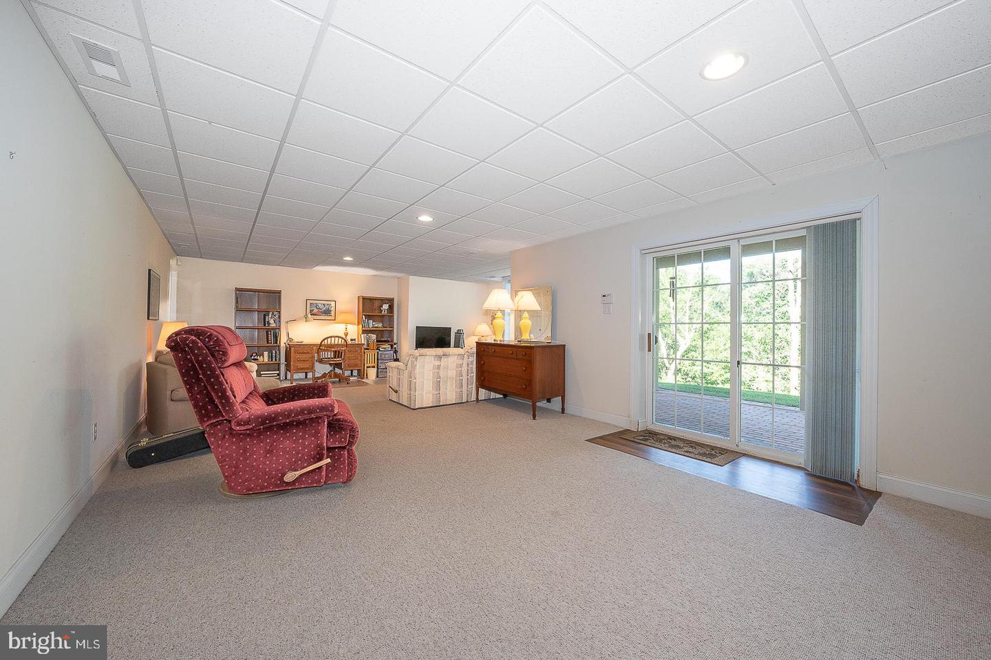12 Shady Brook Ln Property Photo 47