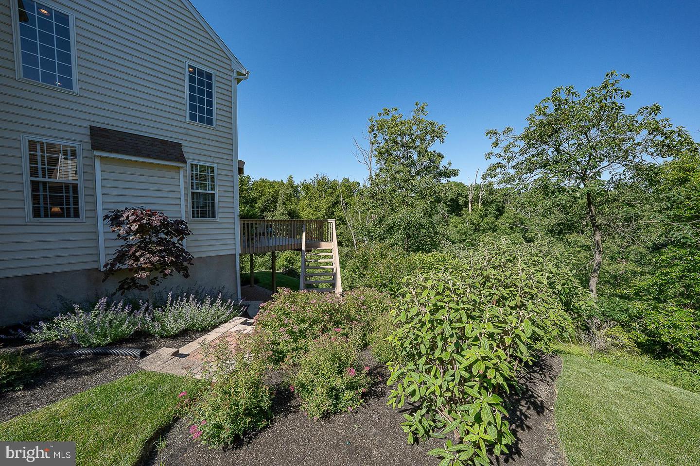 12 Shady Brook Ln Property Photo 54