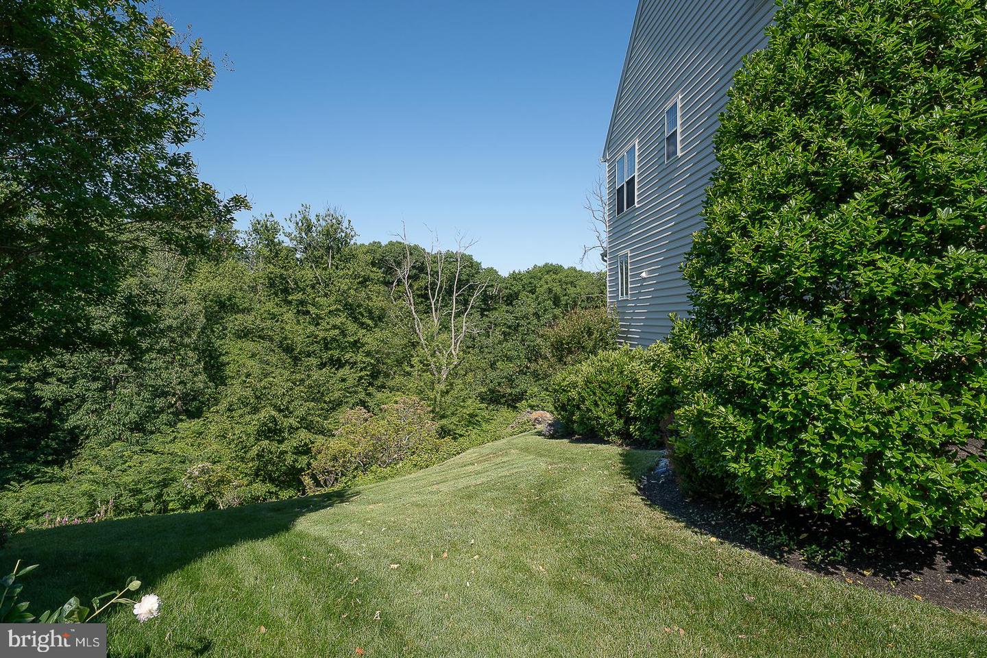 12 Shady Brook Ln Property Photo 58