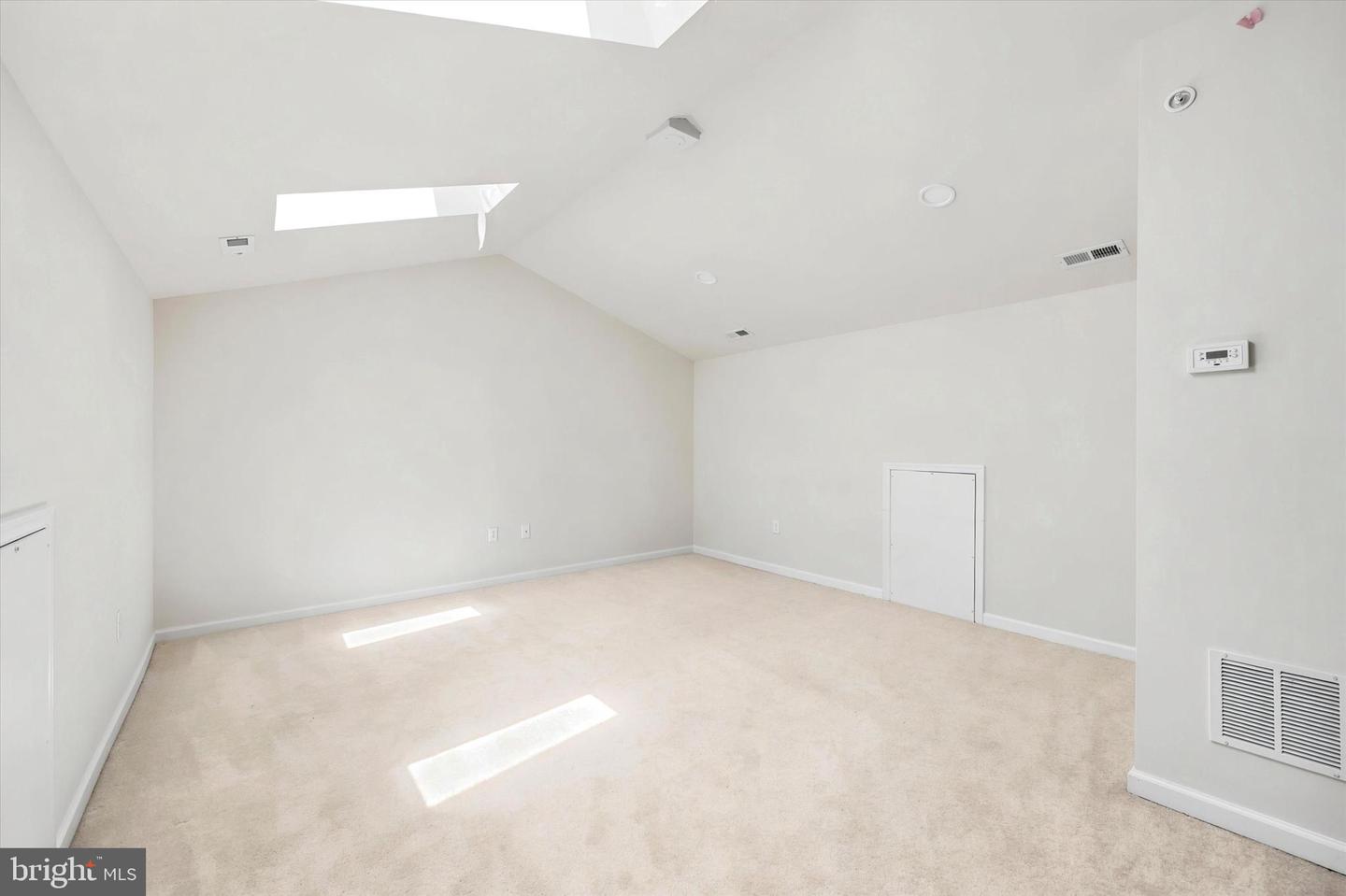 41 Ways Ln Property Photo 21