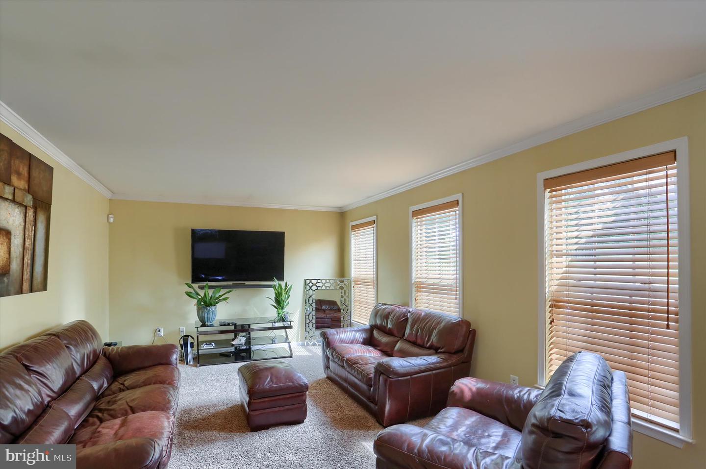414 Flagstone Cir Property Photo 16
