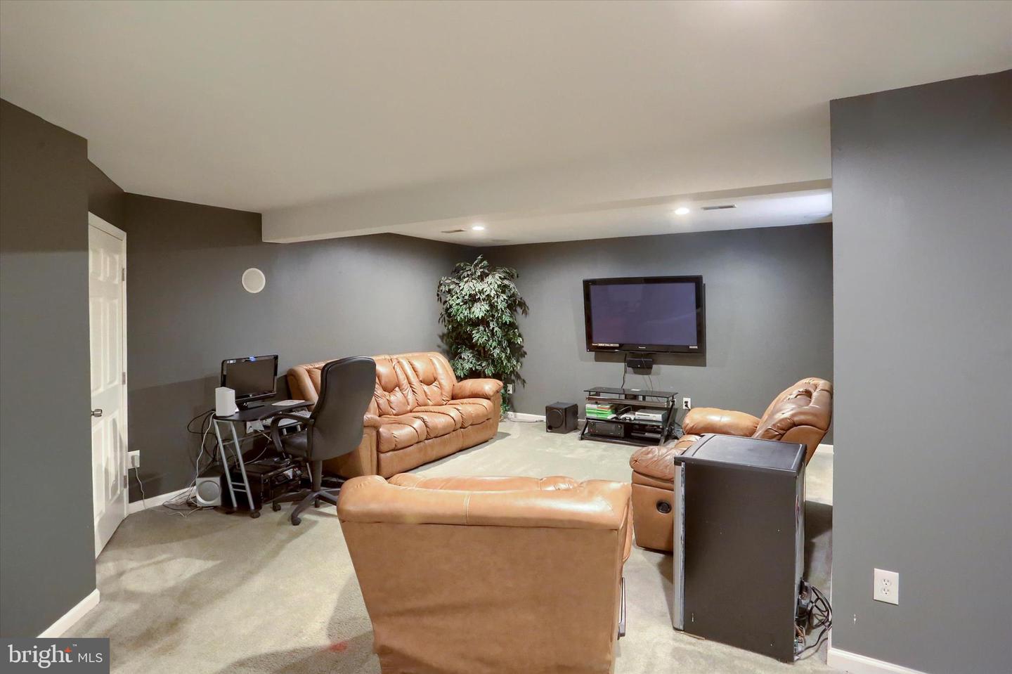 414 Flagstone Cir Property Photo 21