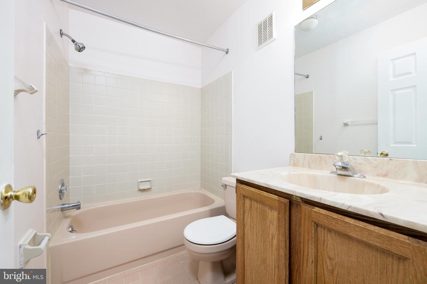 77 Bunker Hill Ct #77 Property Photo 16