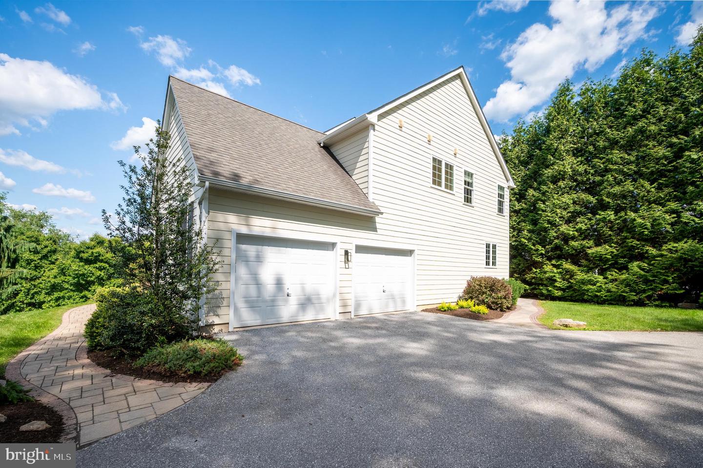 104 Pennfield Dr Property Photo 4
