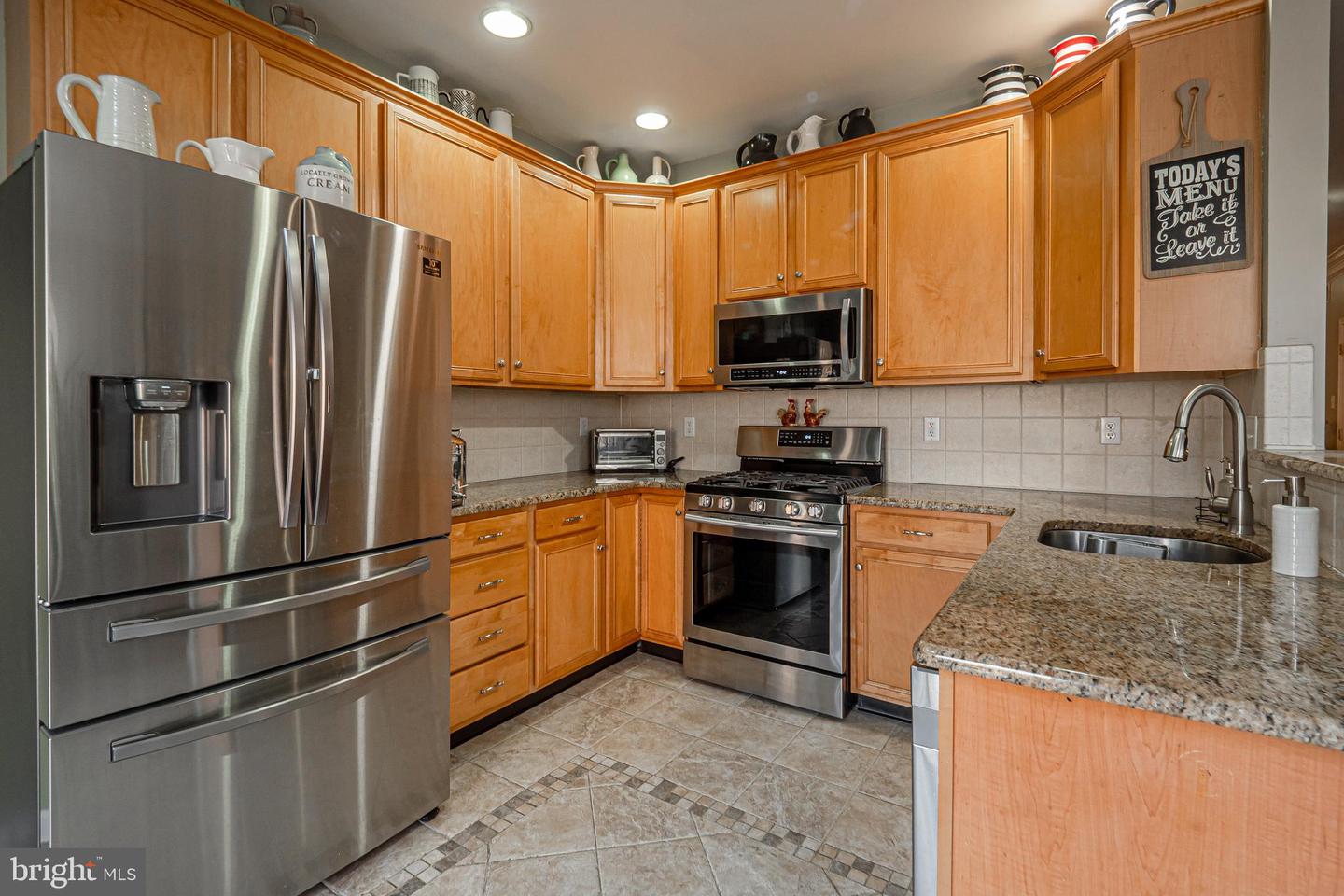 227 Birchwood Dr Property Photo 7