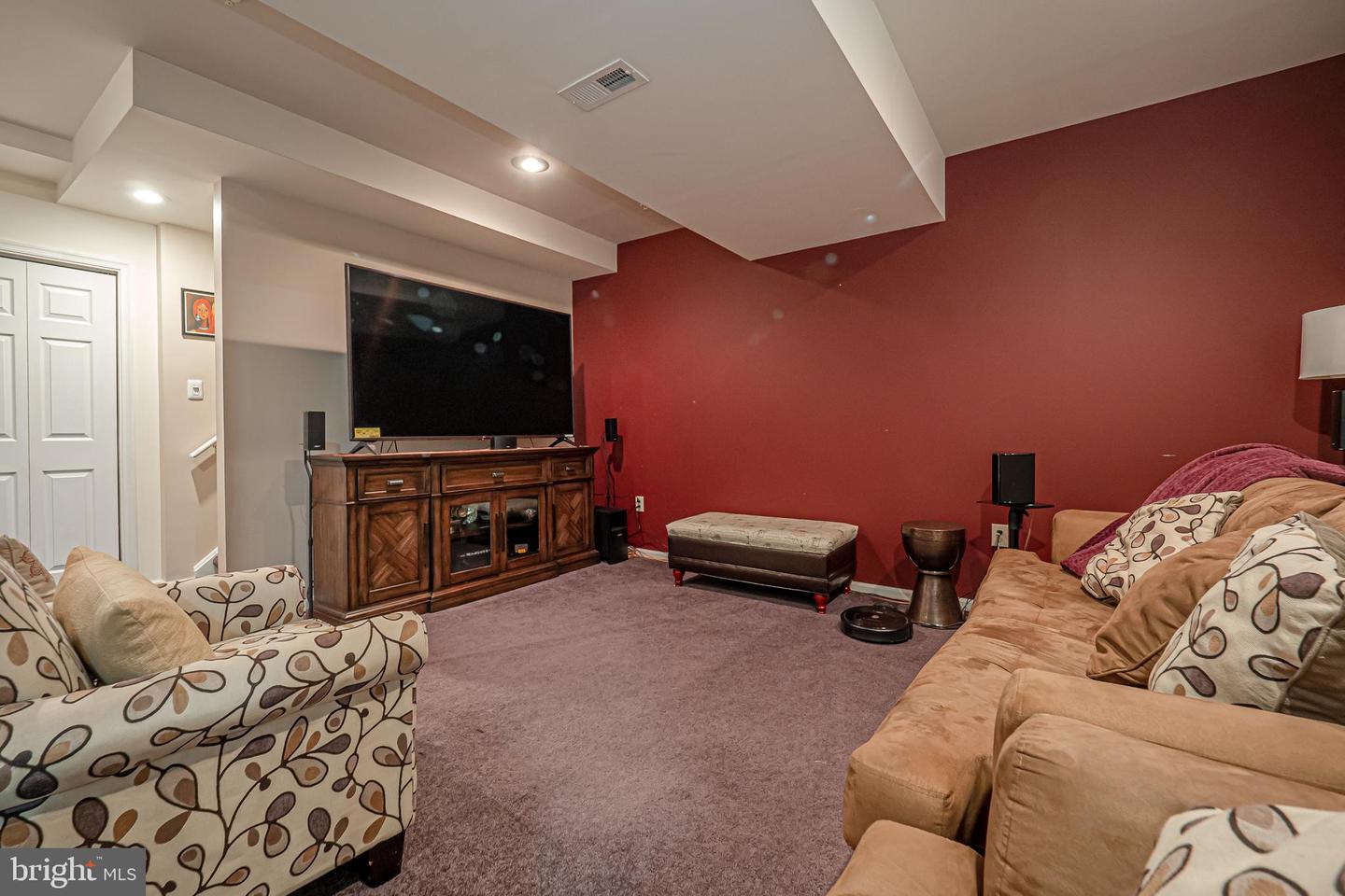 227 Birchwood Dr Property Photo 17