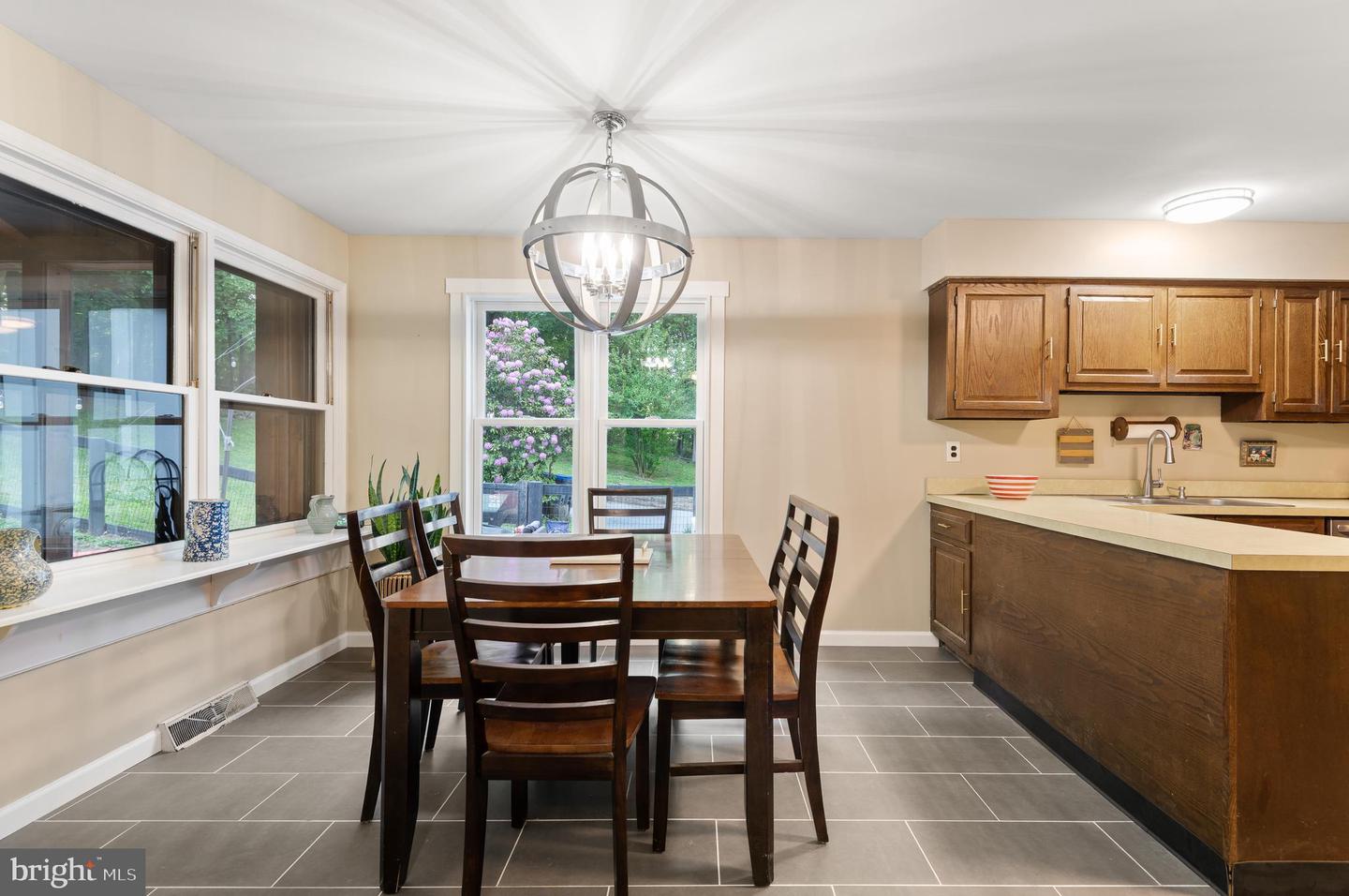 2330 Horseshoe Trl Property Photo 10