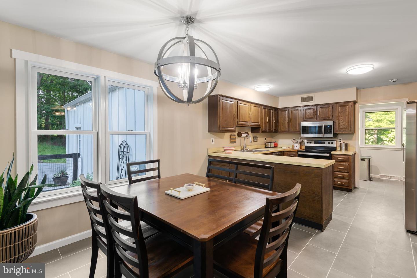 2330 Horseshoe Trl Property Photo 13