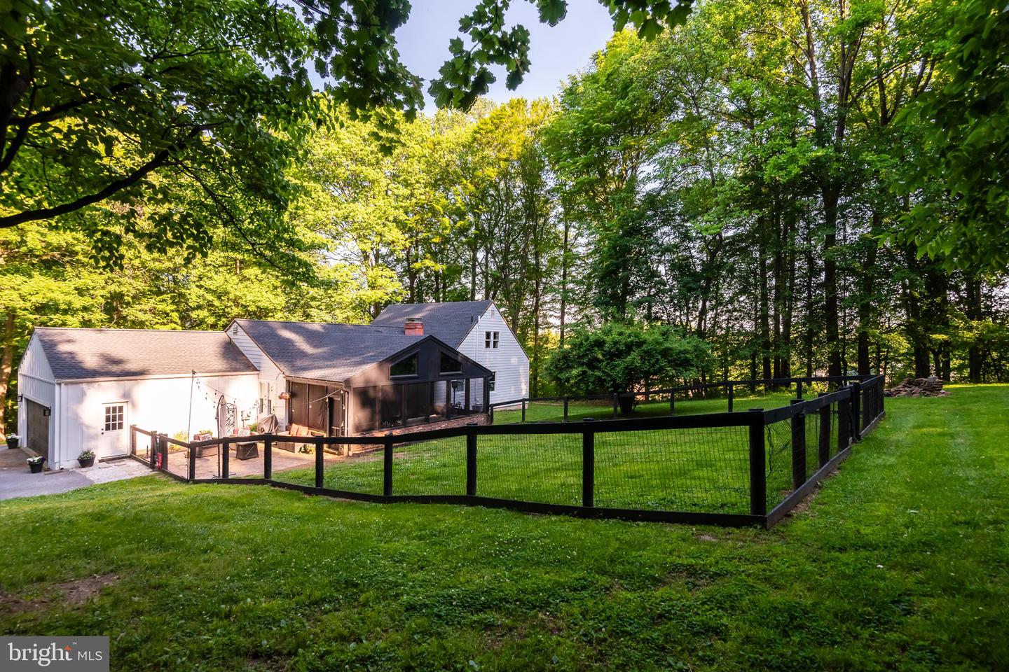 2330 Horseshoe Trl Property Photo 34