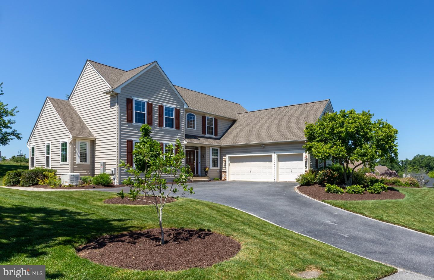 115 TURNBERRY DR