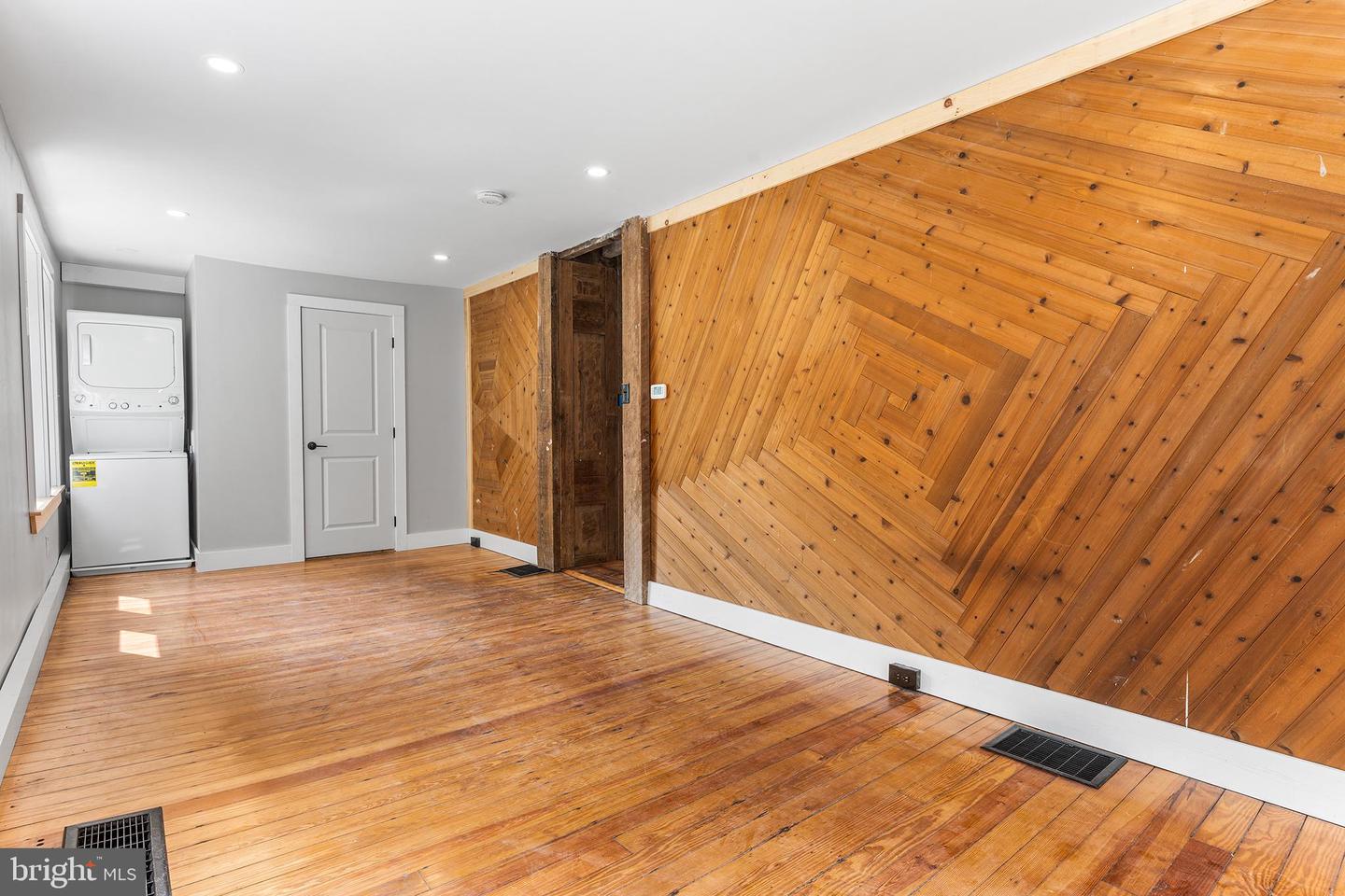 69 Cromby Rd Property Photo 13