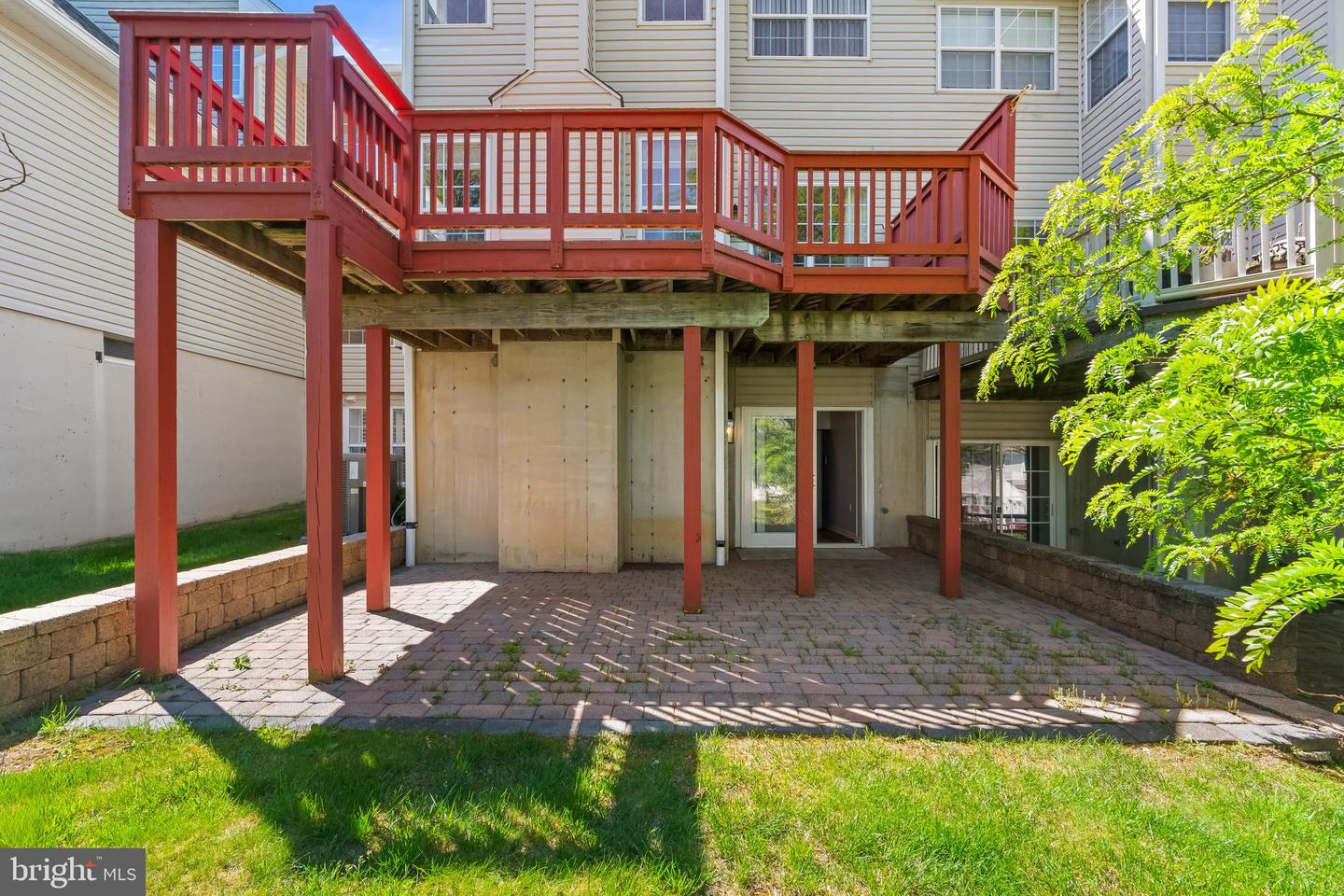 227 Silverbell Ct Property Photo 38