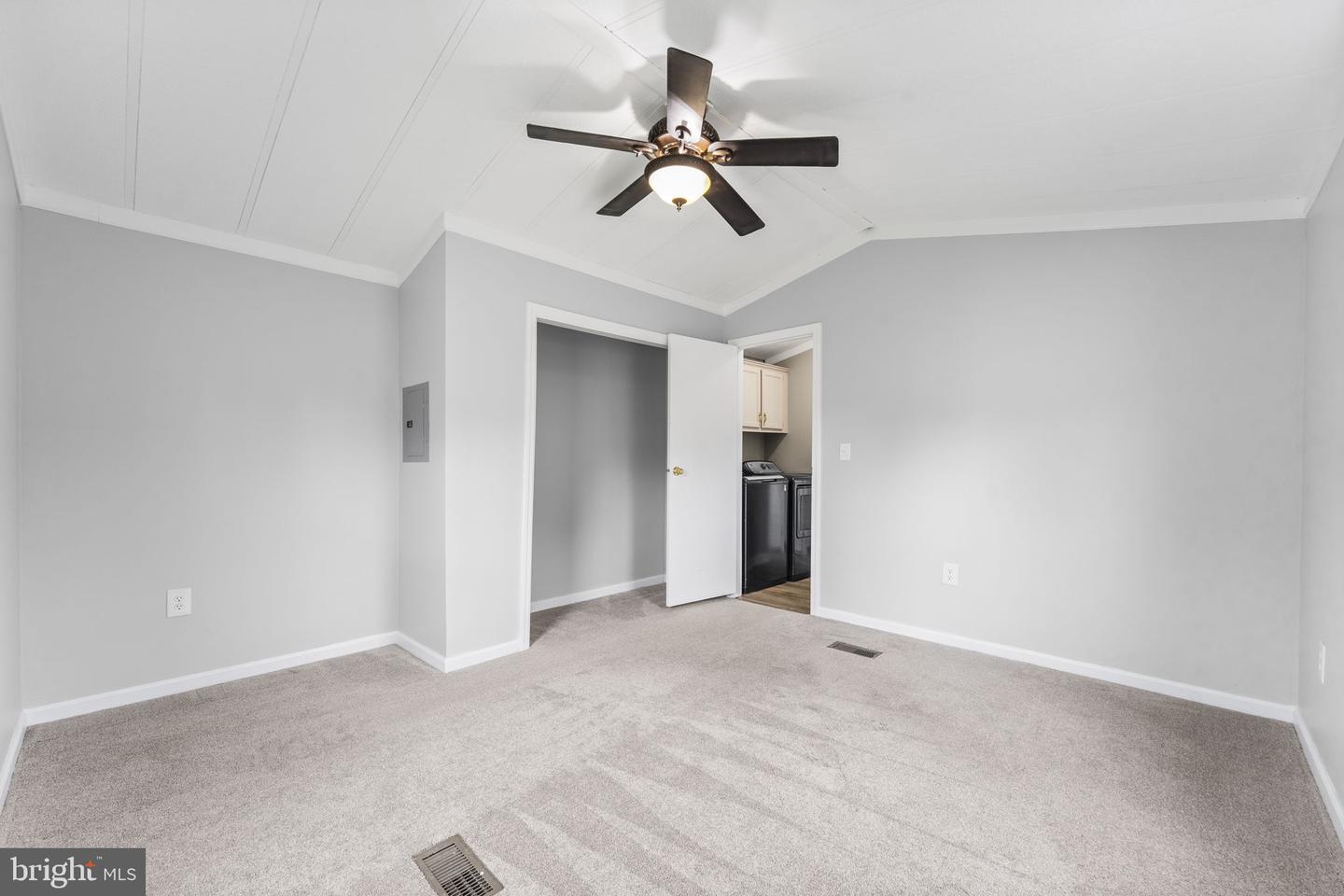 10 Vintage Ln Property Photo 21