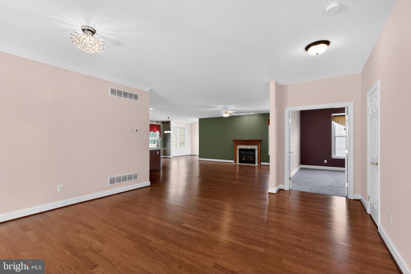 307 Sawgrass Ct Property Photo 3