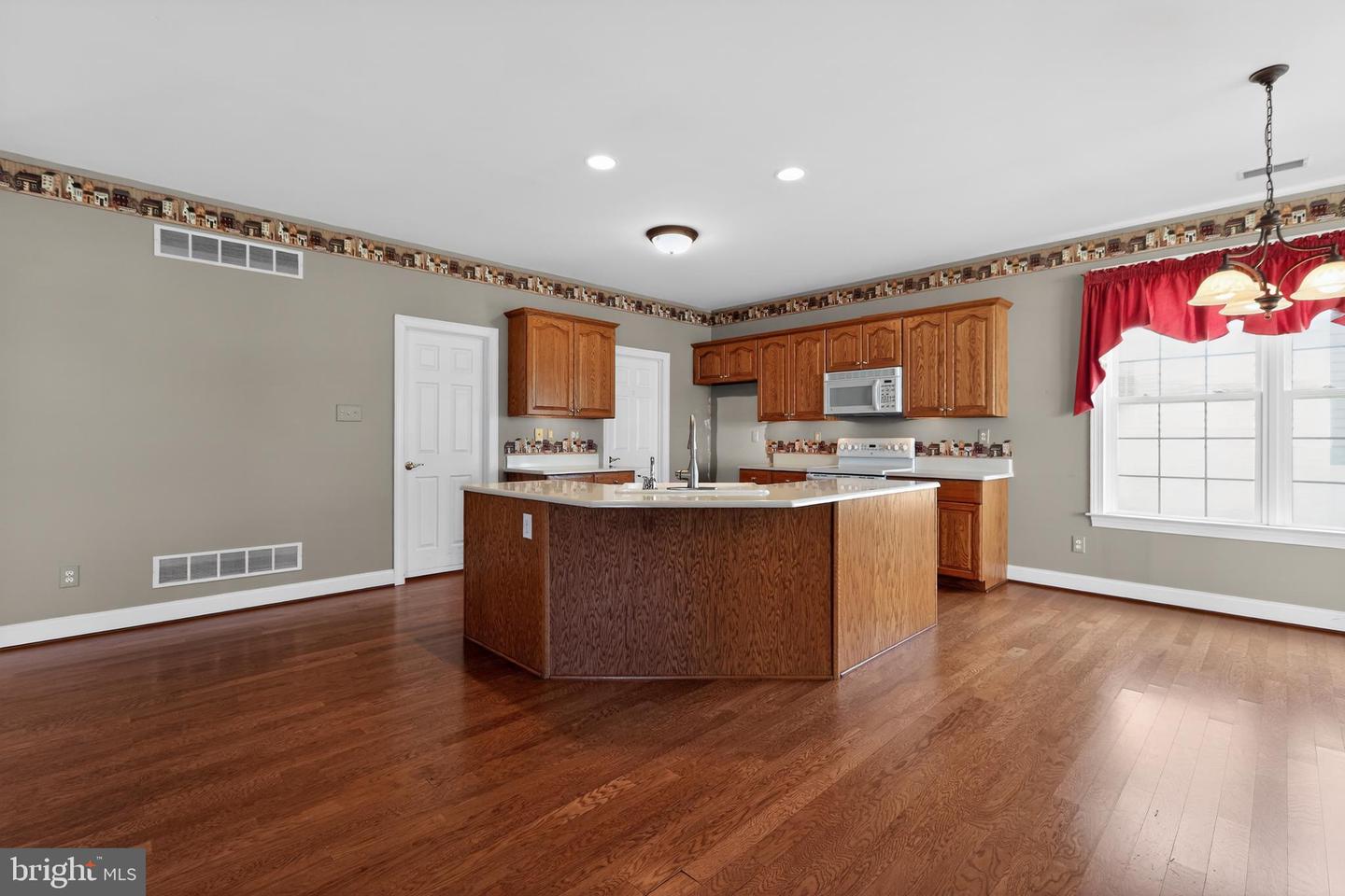 307 Sawgrass Ct Property Photo 7