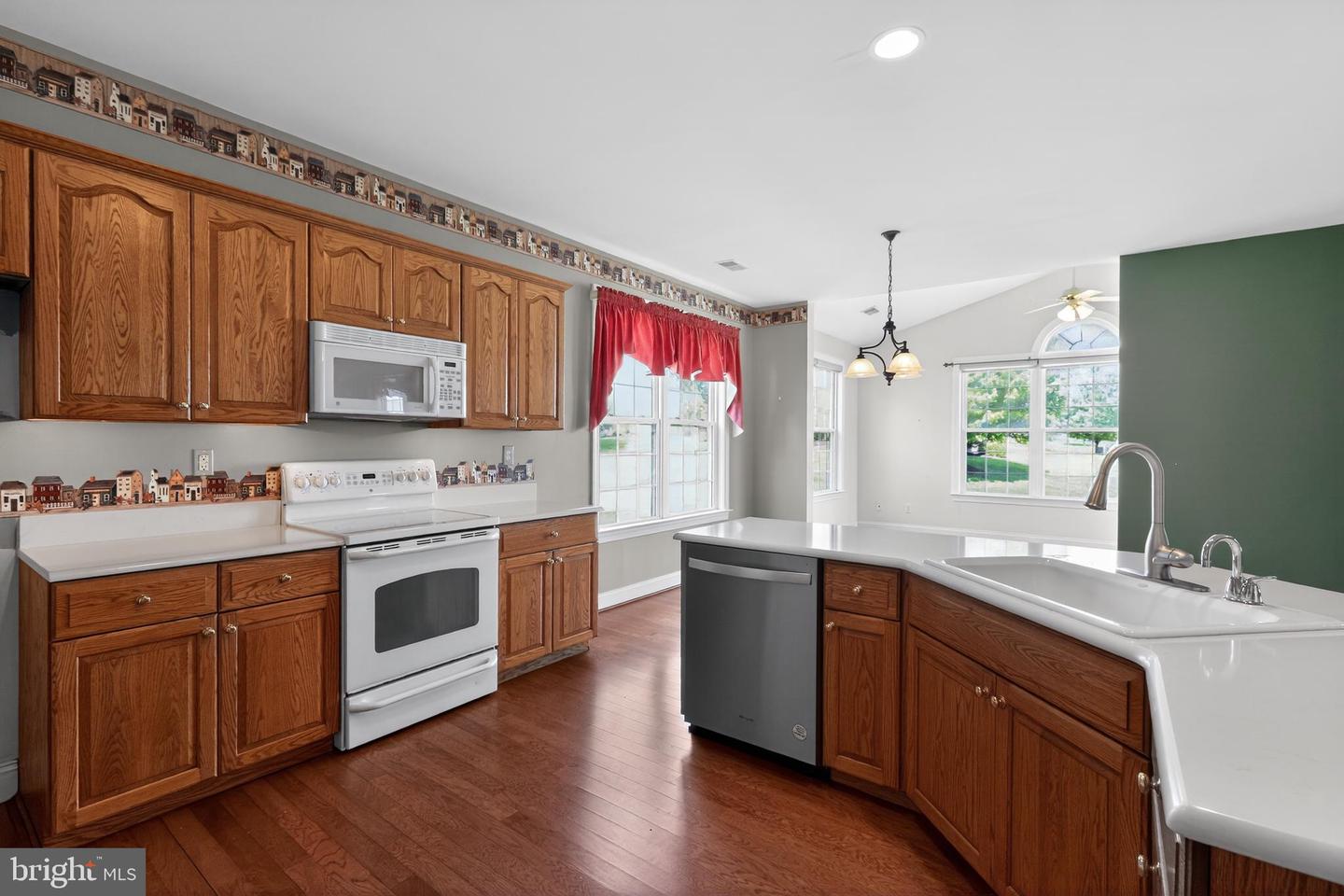 307 Sawgrass Ct Property Photo 8