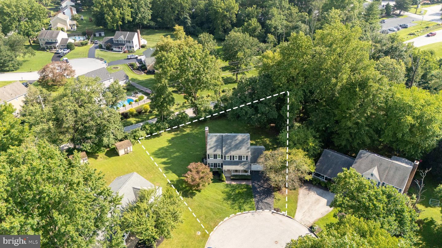 602 Lorient Dr Property Photo 37