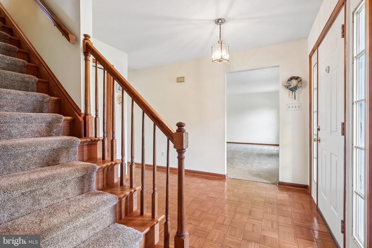 8 Long Dr Property Photo 10