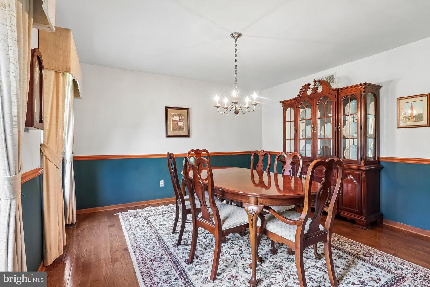 8 Long Dr Property Photo 15