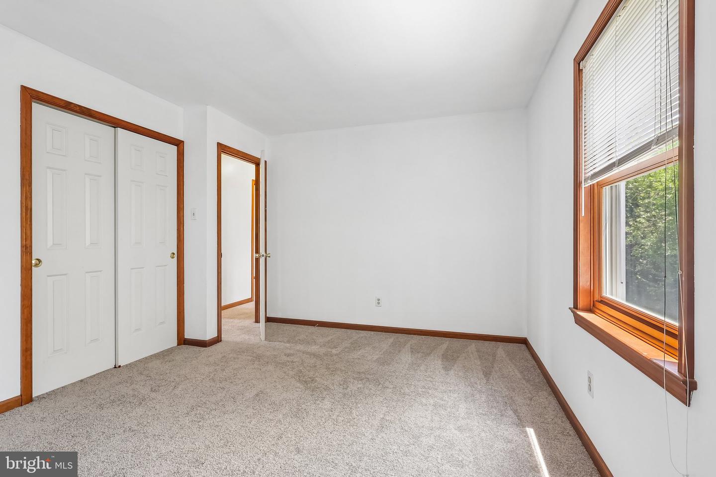 8 Long Dr Property Photo 42