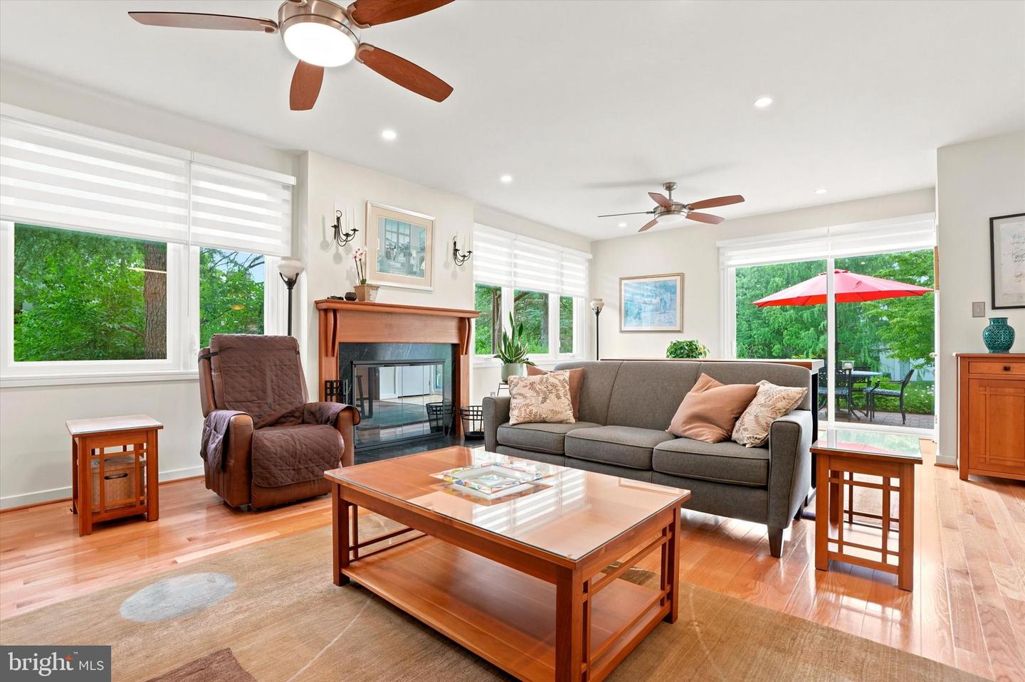 4 Dezac Property Photo 6