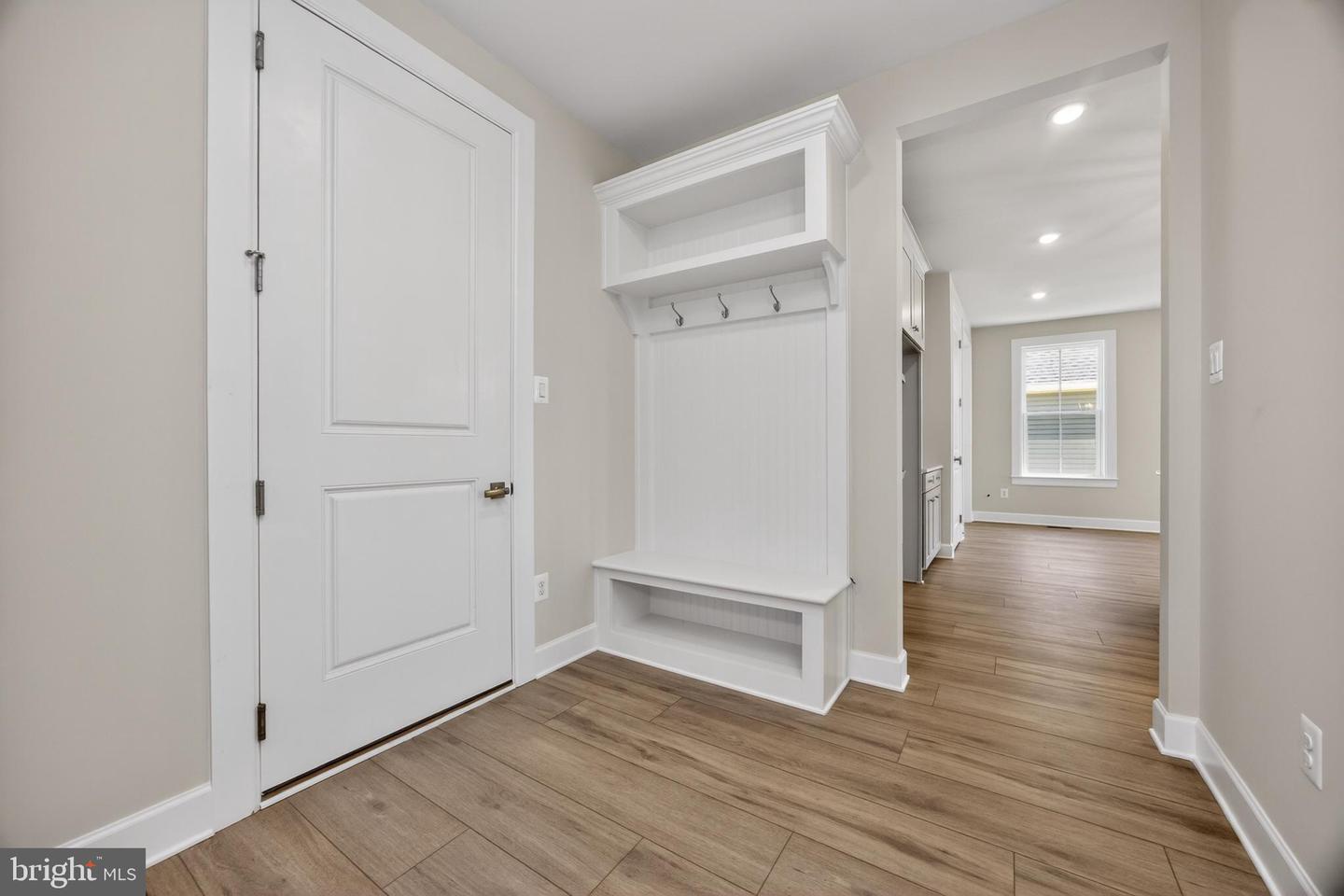 1458 Hydrangea Way Property Photo 10