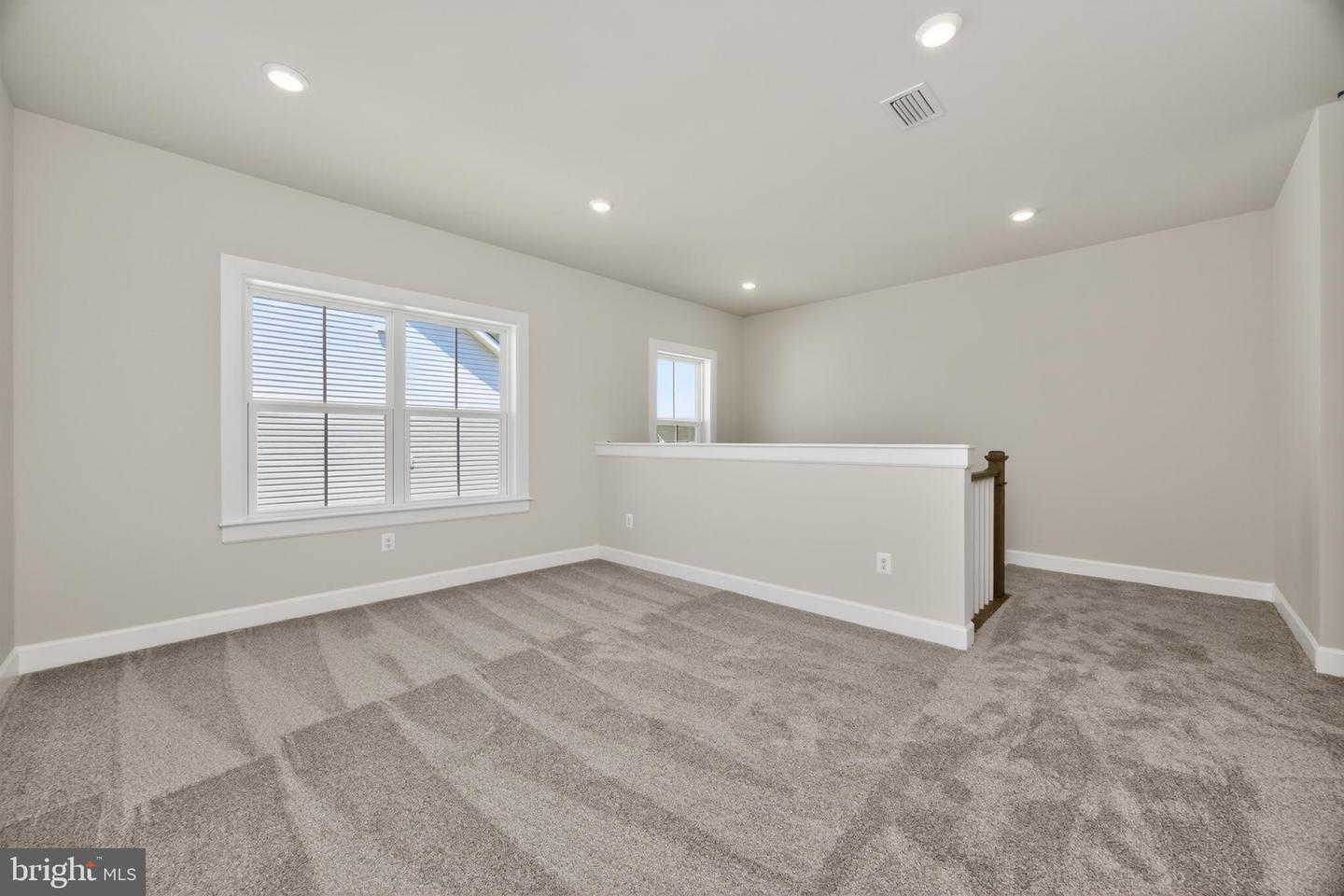 1458 Hydrangea Way Property Photo 22