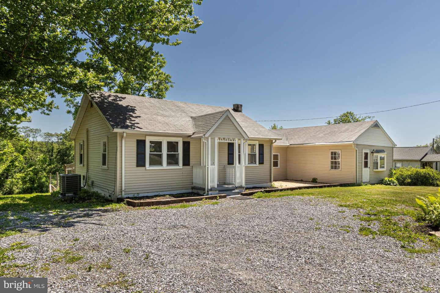 3392 Upper Valley Rd Property Photo 1