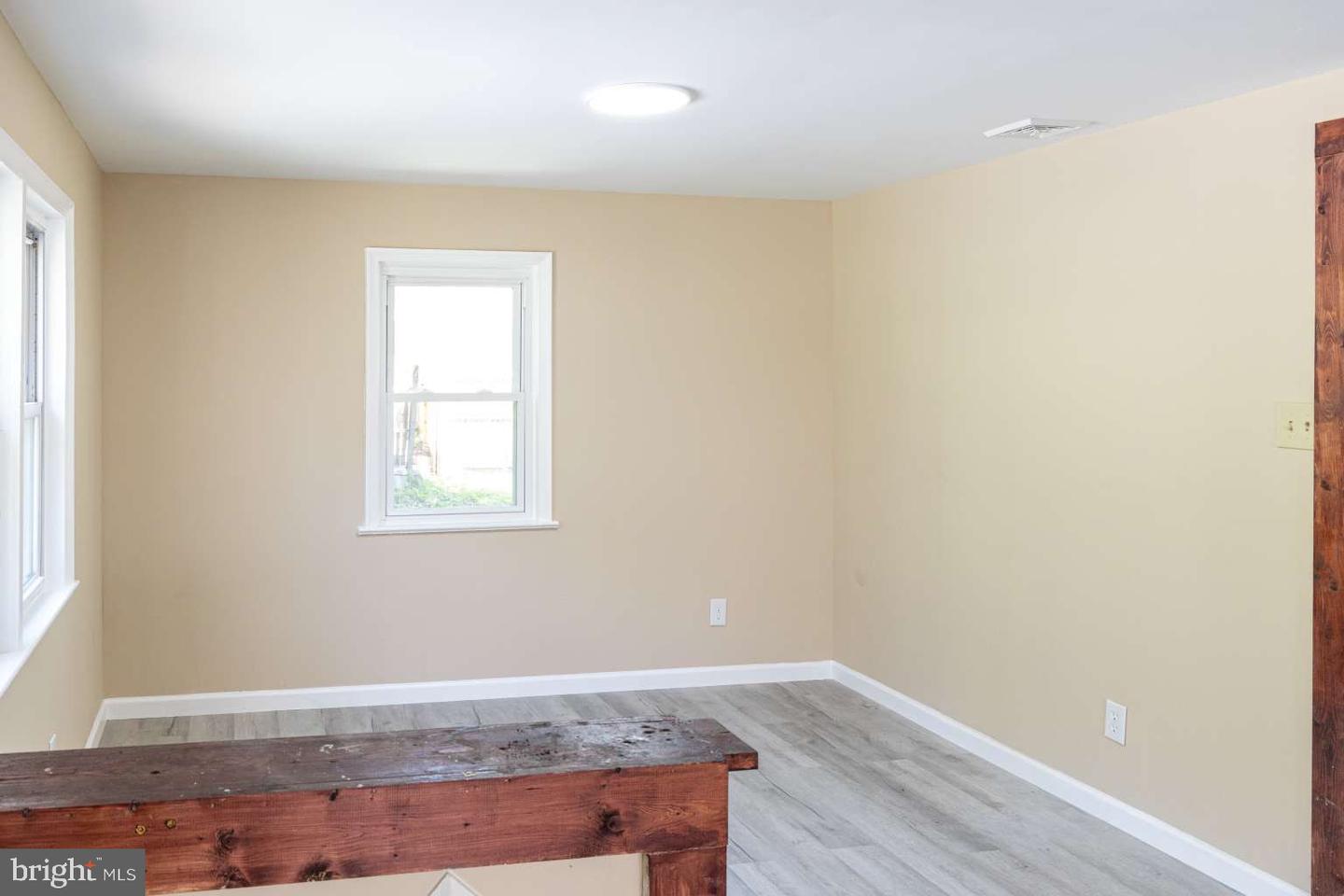 3392 Upper Valley Rd Property Photo 6