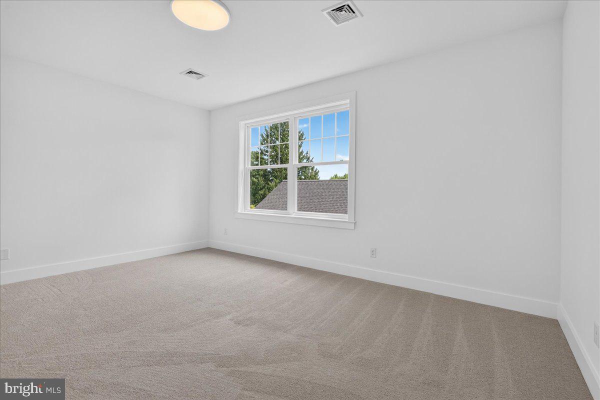 440 Highland Ave Property Photo 67