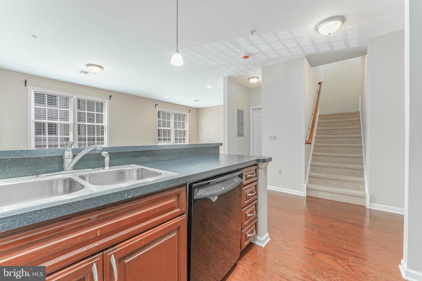 136 Bridge St #302 Property Photo 8