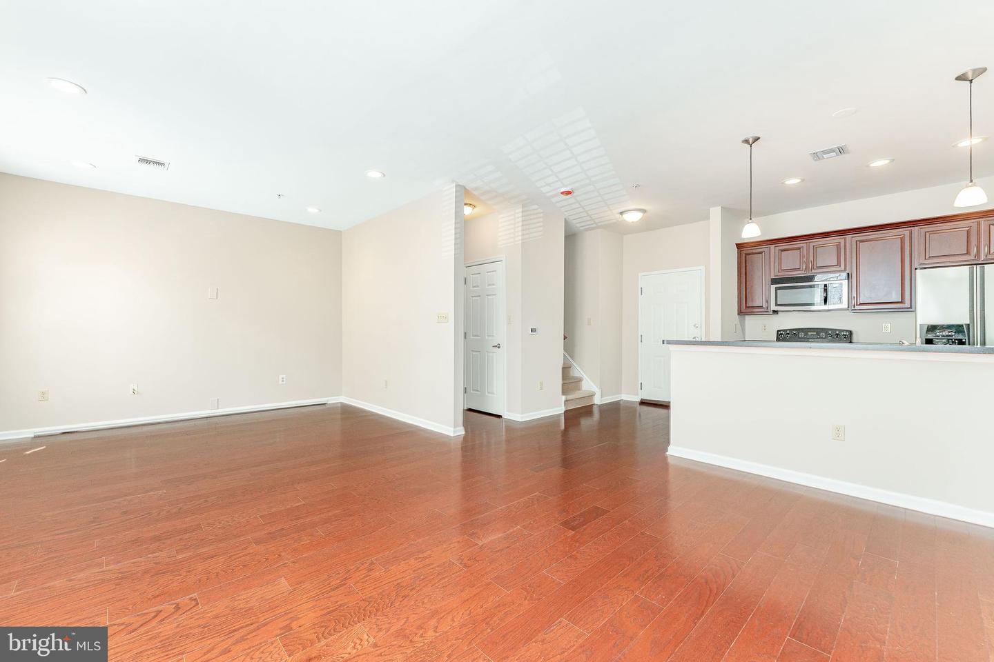 136 Bridge St #302 Property Photo 14