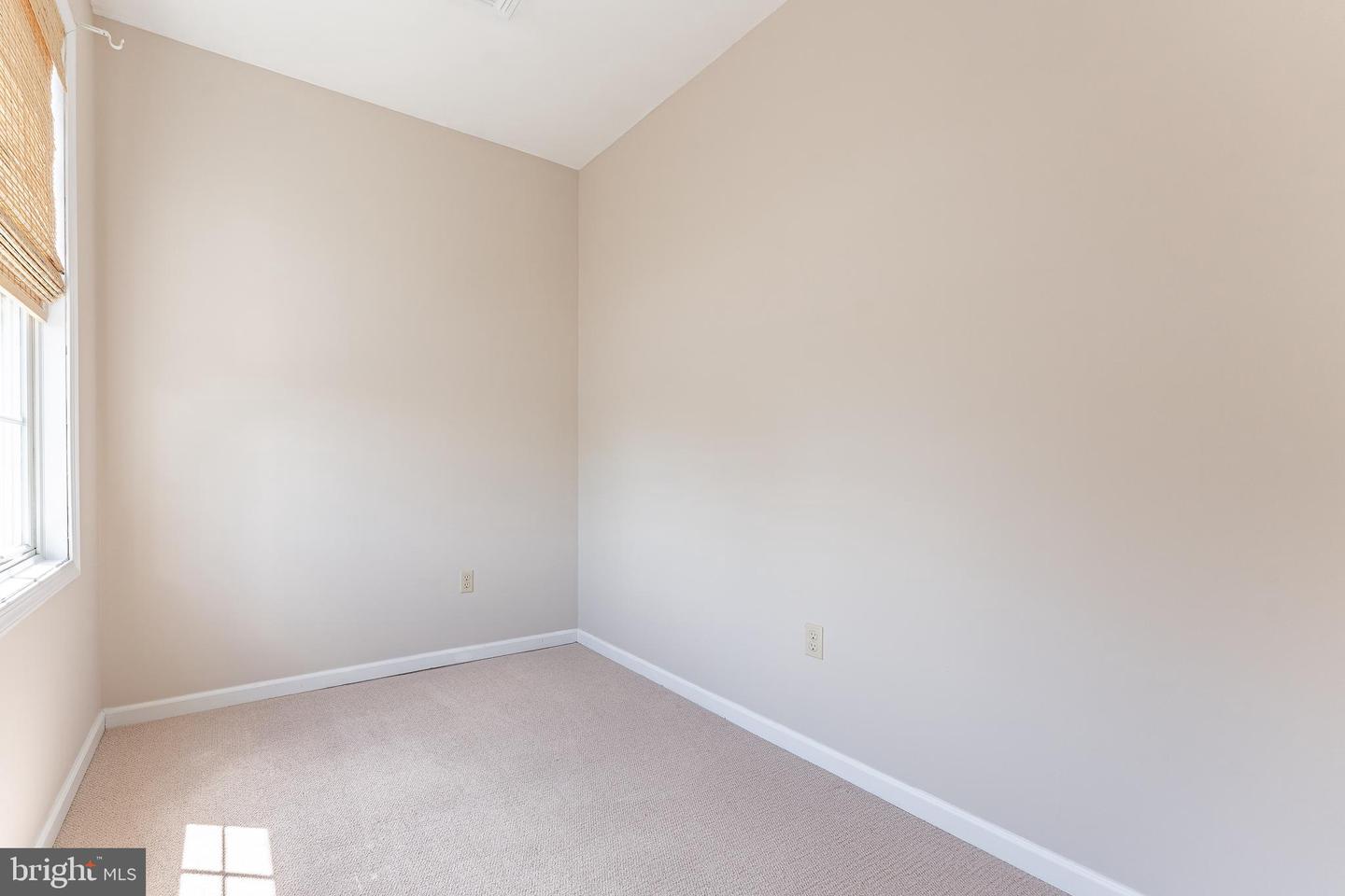 136 Bridge St #302 Property Photo 28