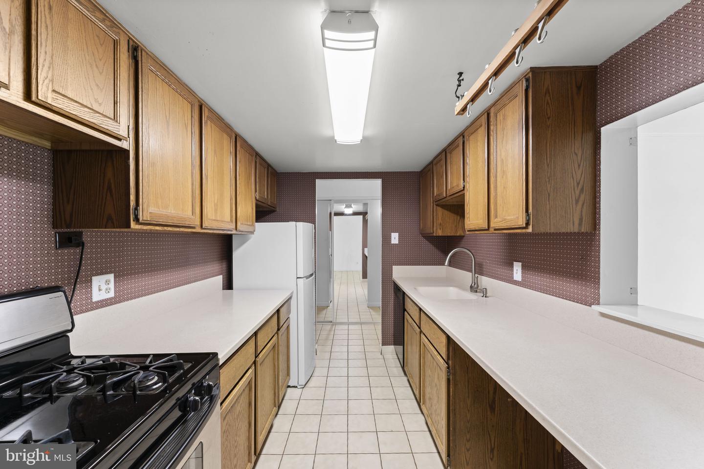 355 Drummers Ln #355 Property Photo 29