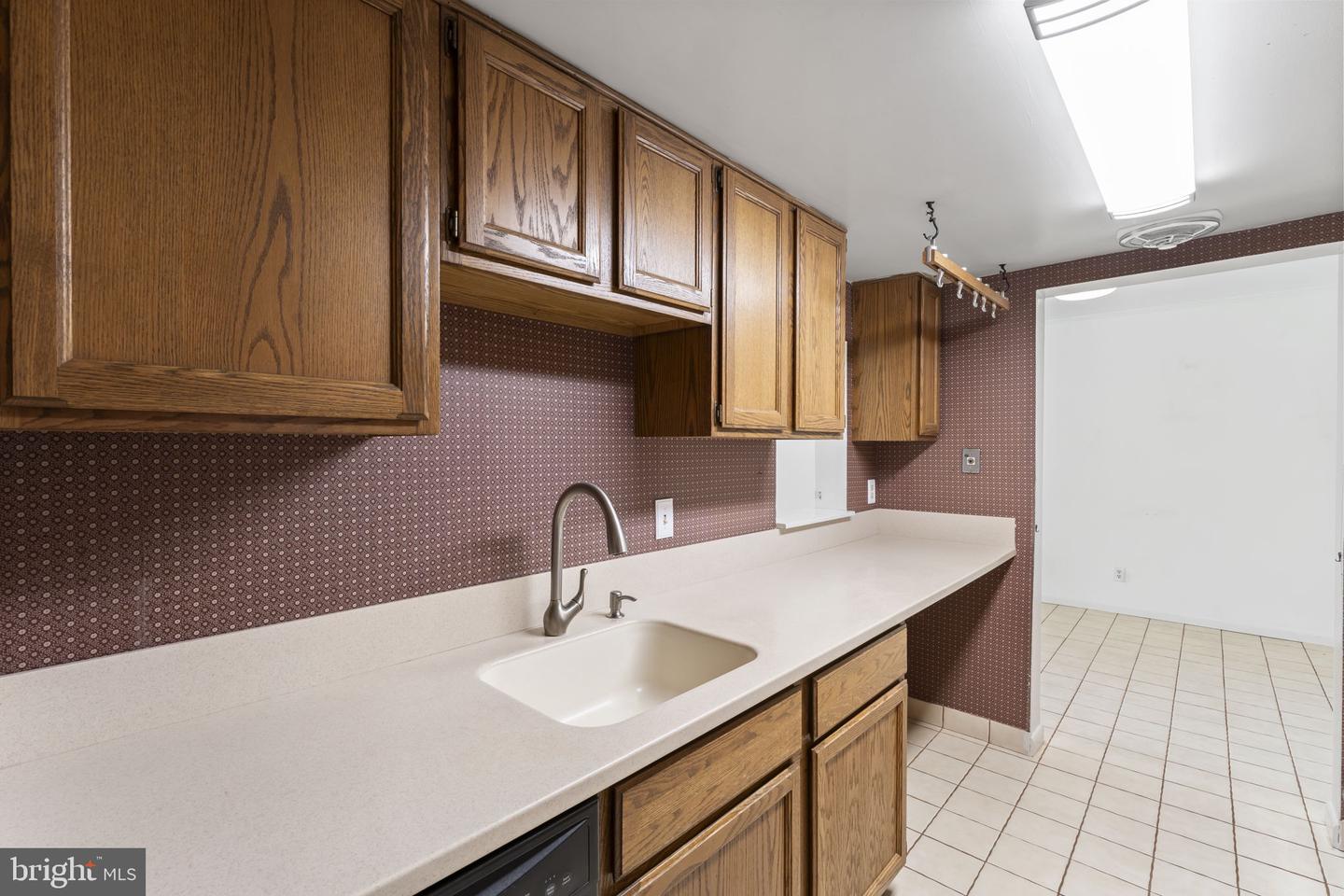 355 Drummers Ln #355 Property Photo 31