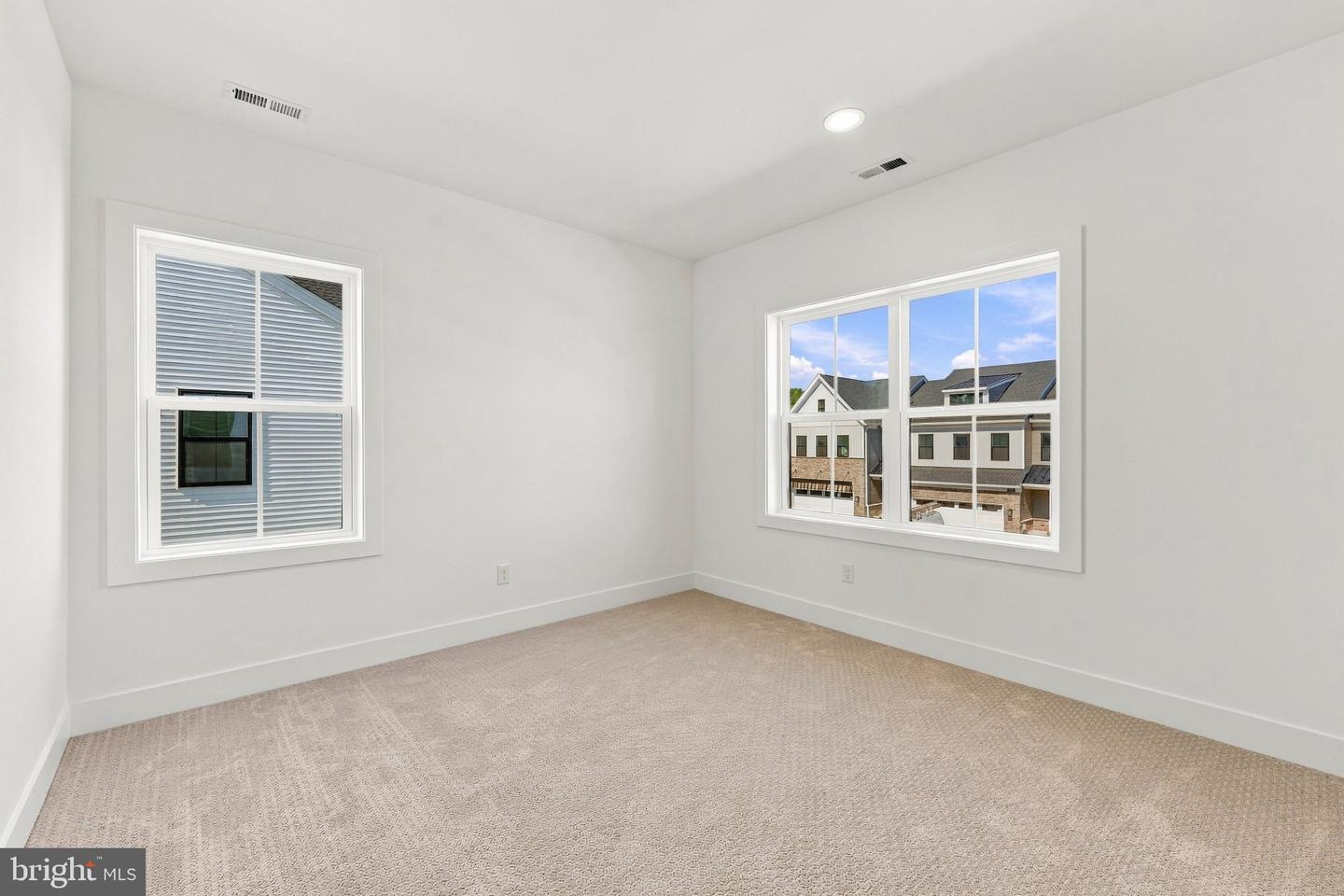 181 Alroy Rd #homesite 65 Property Photo 9