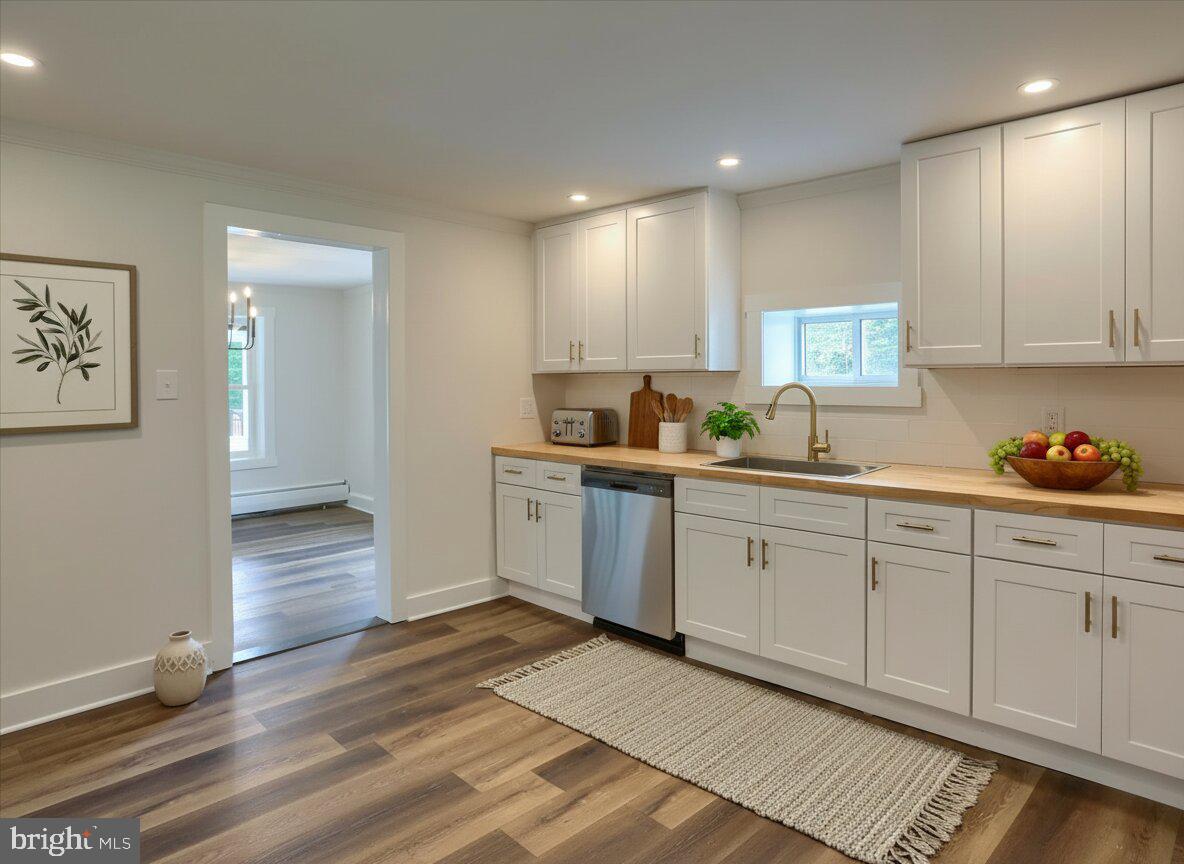 907 George St Property Photo 10