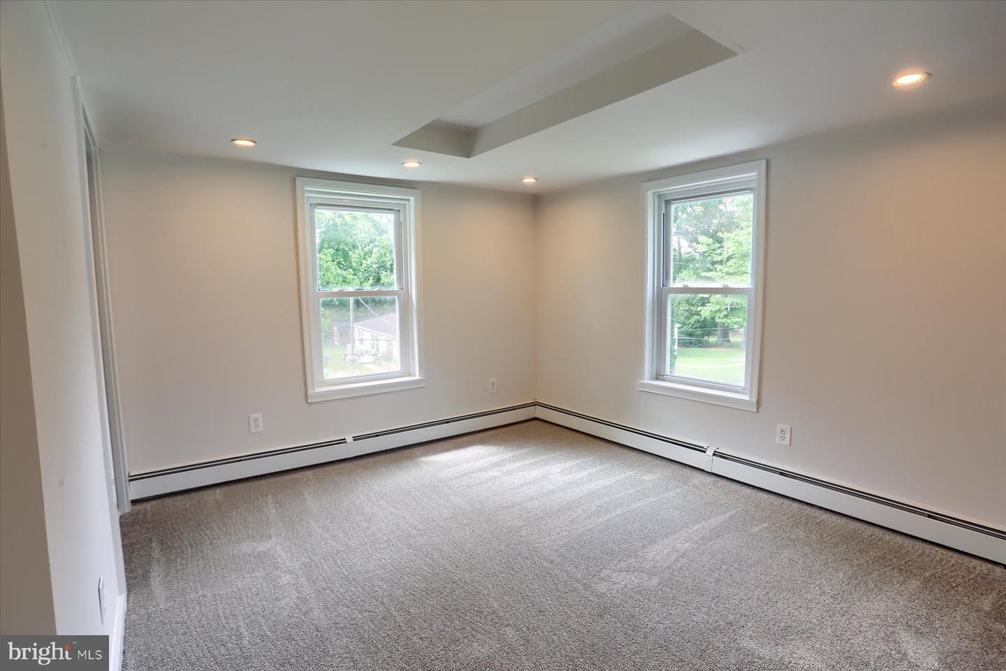 907 George St Property Photo 22